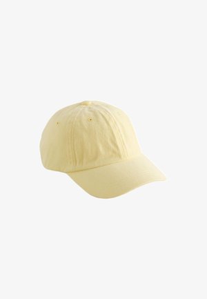 Casquette de baseball jaune clair avec une visière courbée et un design avec panneaux cousus sur fond blanc.