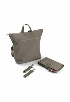 CHANGING - Reppu - brown