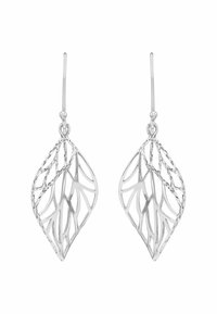 Orecchini a forma di foglia d'argento con intricati motivi intagliati, dotati di ganci allungati per una vestibilità sicura e una finitura lucida.
