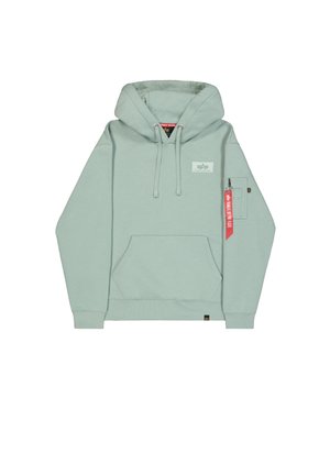 Mintgrøn hoodie med en frontlomme, justerbar snøre i hætten og sidelomme med et rødt mærke. Blødt bomuldsstof.