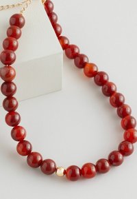 Next SEMI PRECIOUS - Náhrdelník - red