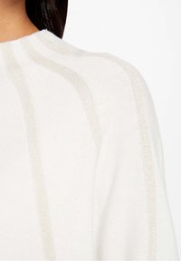 Morgan Svetr - white denim