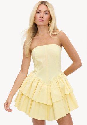 LOAVIES, JUST LIKE THAT - Robe de jour - solid   yellow light