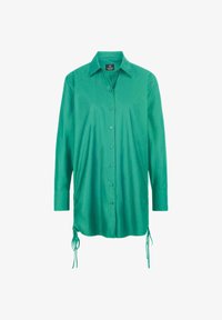 Unselected, woodruff green