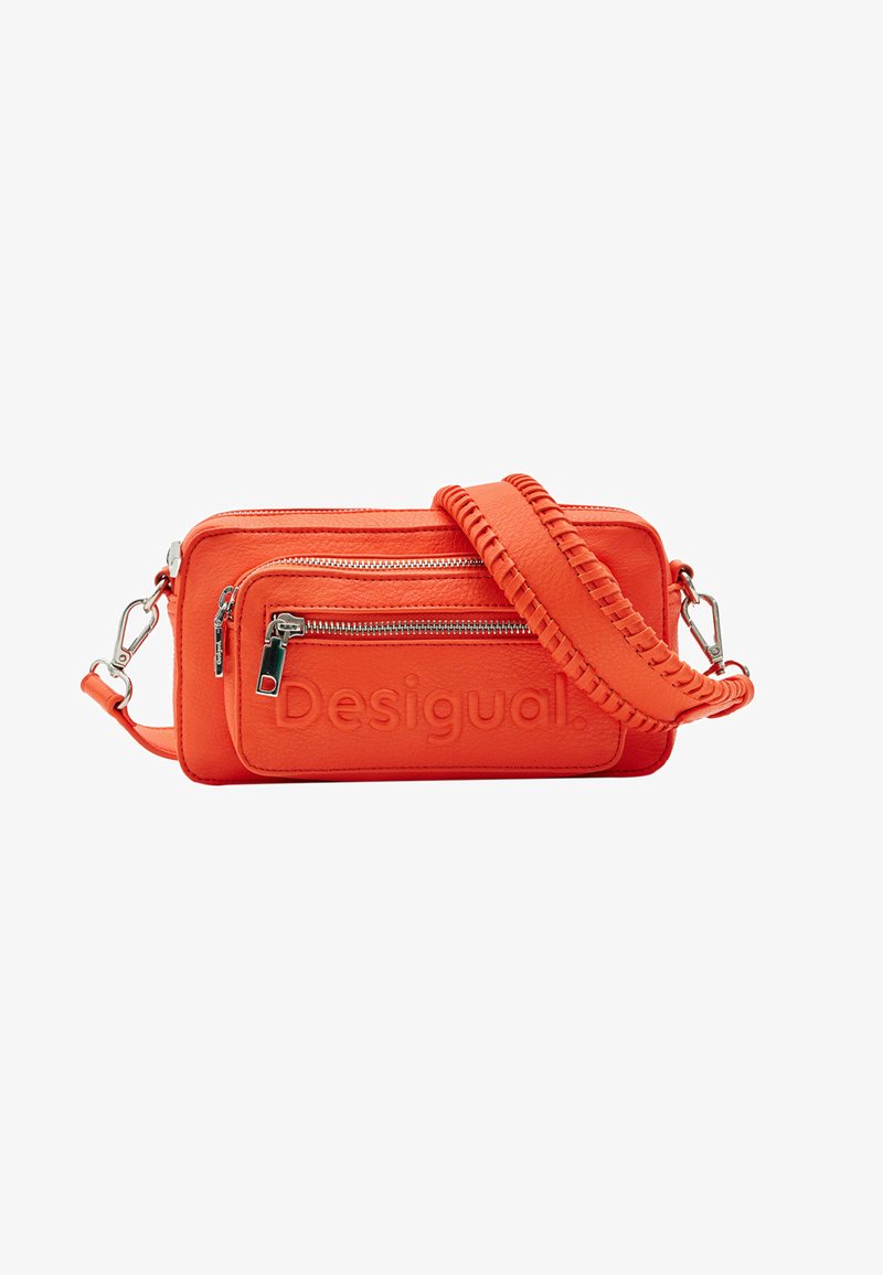 Desigual Half-logo bag | Duty Free Desigual Half-logo bag | Duty Free