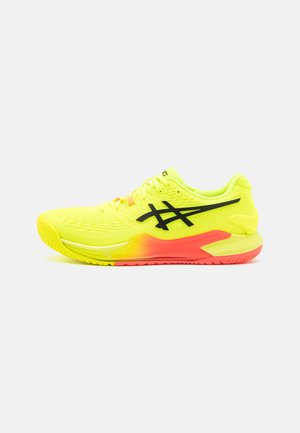 GEL-RESOLUTION 9 - Pantofi de tenis pe orice suprafață - safety yellow/black