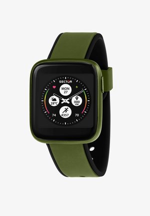 Groene siliconen smartwatch met een vierkante wijzerplaat, zwart scherm dat de tijd en pictogrammen voor weer, stappen en hartslag weergeeft.