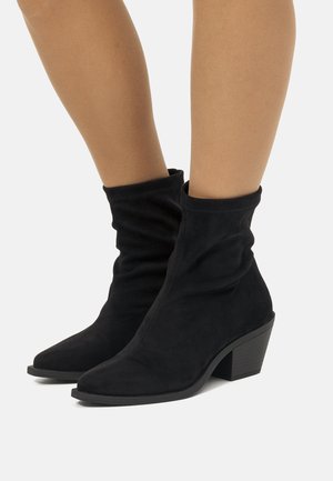 Botines - black