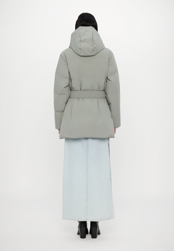 BESSEGGEN JACKET - Down jacket - teal2