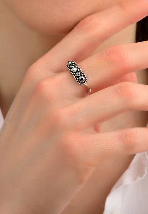 Satellite Paris ELEGANT AND PRESTIGE CRYSTAL ADJUSTABLE FARAH - Bague - silver coloured