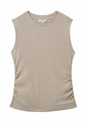 Beige toppi ilman hihoja, jossa on ribbipinta, pyöreä pääntie ja rypytetty yksityiskohta sivuilla. Valmistettu venyvästä kankaasta, joka tarjoaa mukavuutta ja hyvän istuvuuden.