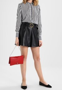 s.Oliver Pochette - red