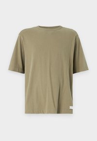 - T-shirt basic