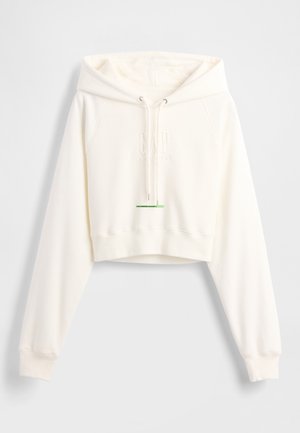 Sweat à capuche court blanc avec manches longues, capuche à cordon et logo GAP Studio en relief subtil sur la poitrine.