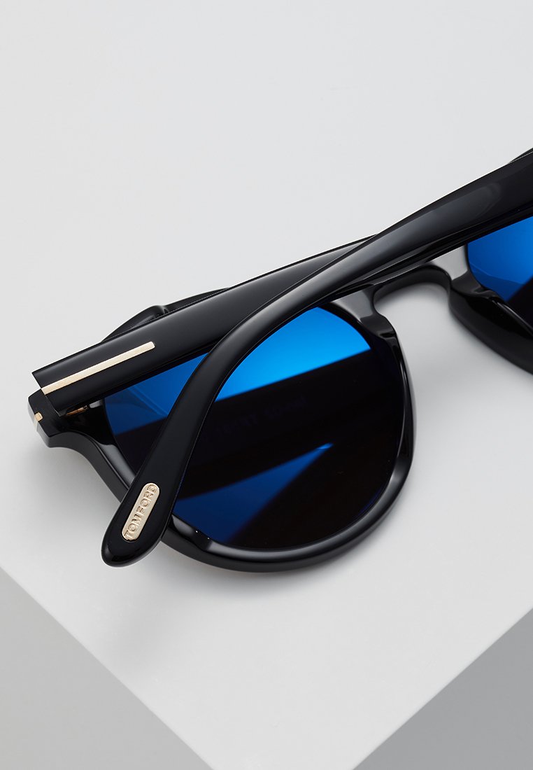 Lunettes De Soleil Tom Ford TF 775 02N – Noir Mat – Monture Authentique 56-19