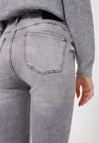 Greenpoint - Jeansy Slim Fit