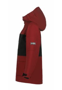 Rote und schwarze wetterfeste Jacke mit Kapuze, mit Reißverschluss versehenem Brusttasche und verstellbaren Bündchen, seitlich gezeigt.
