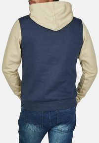 Hoodie met een marineblauwe body en beige mouwen. Gemaakt van een katoenmix met ribgebreide zoom en manchetten voor een snug fit.