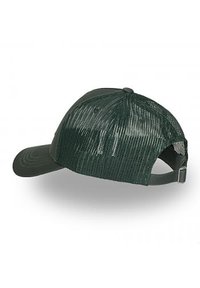 Casquette de baseball verte avec un dos en maille, visière plate, sangle ajustable et motif en tissu texturé pour la ventilation.