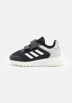 TENSAUR RUN 2.0 UNISEX - Chaussures de running sur route - core black/core white/grey two