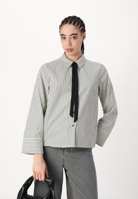 VILA VIKYNDA SHIRT - Gombos blúz - birch/black