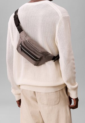 Calvin Klein, Sac banane - grey