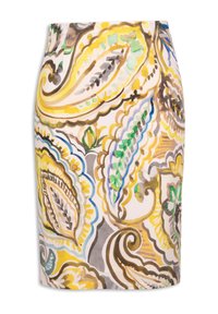 Jupe crayon courte avec un motif paisley multicolore présentant des tons de jaune, vert, marron et bleu sur un fond clair.