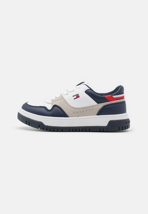 PAULENE UNISEX - Edzőcipő - white/blue/red