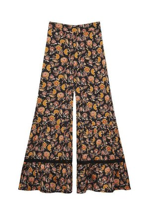 Pantalones acampanados de tela ligera, con un fondo negro y un colorido patrón floral en tonos de naranja, amarillo y rosa.