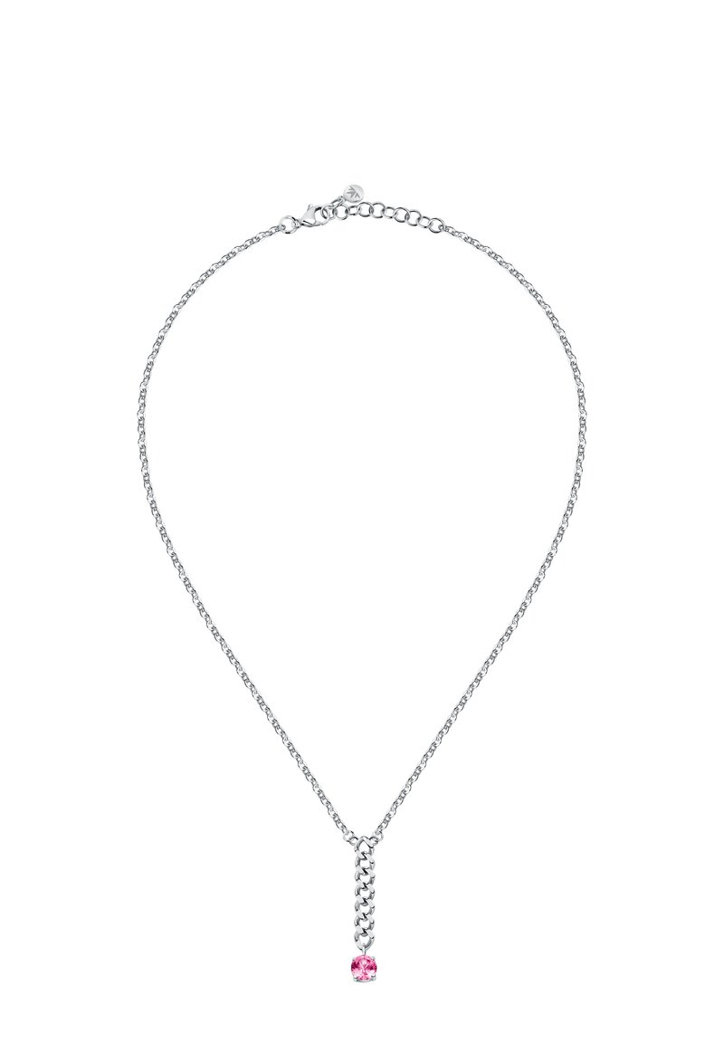 Collana in argento con design a maglie, con una goccia di pietra rosa che accentua il pendente. Texture liscia con finitura lucida.