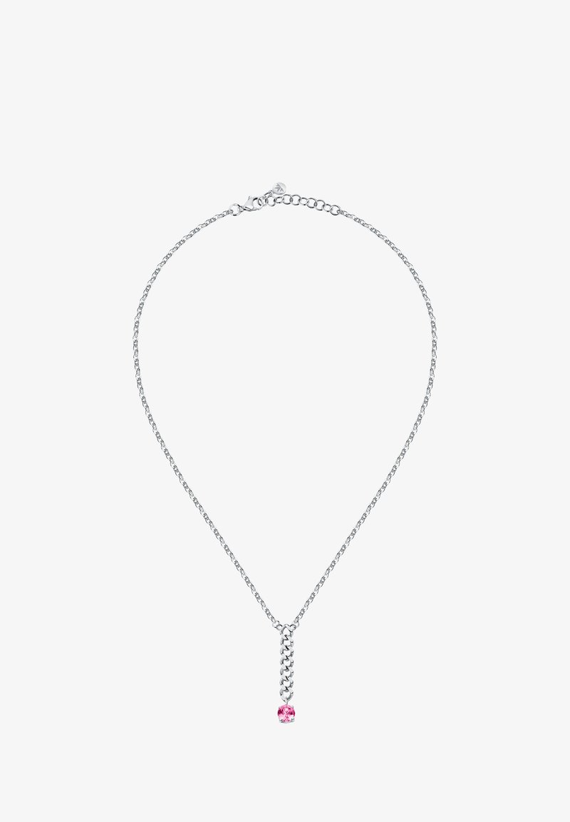 Collana in argento con design a maglie, con una goccia di pietra rosa che accentua il pendente. Texture liscia con finitura lucida.