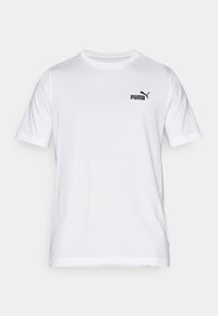 Witte katoenen t-shirt met korte mouwen, ronde hals, voorzien van een klein zwart Puma-logo op de linkerkant van de borst. Eenvoudig ontwerp en gladde textuur.