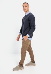Thumbnail Image 2