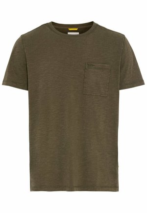 T-shirt verde oliva a maniche corte con scollo tondo e una piccola tasca sul petto a sinistra, realizzata in tessuto leggero.