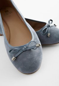 Next WIDE FIT FOREVER COMFORT ROUND TOE - Klassischer Ballerina - blue