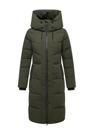 Lang olivengrøn pufjakke med hætte, foran lynlåslukning, to sidelommer og sorte detaljer ved manchetterne. Quiltet design.