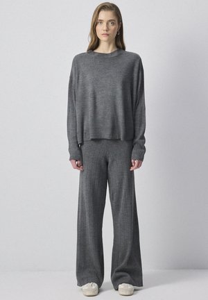 SET - Jumper - antrasit