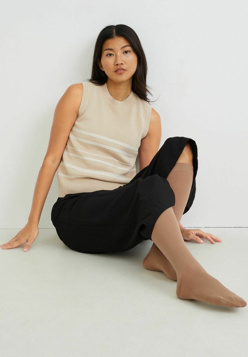 C&A Sokken beige C&A Sokken beige