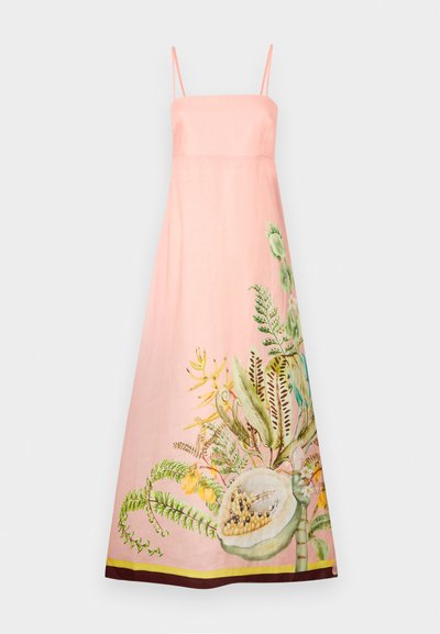 Rozā lina kleita ar plāniem siksniņām, kas rotāta ar botānisku apdruku spilgtos zaļumos un dzeltenos toņos, un pretstatā brūna apakšmala.