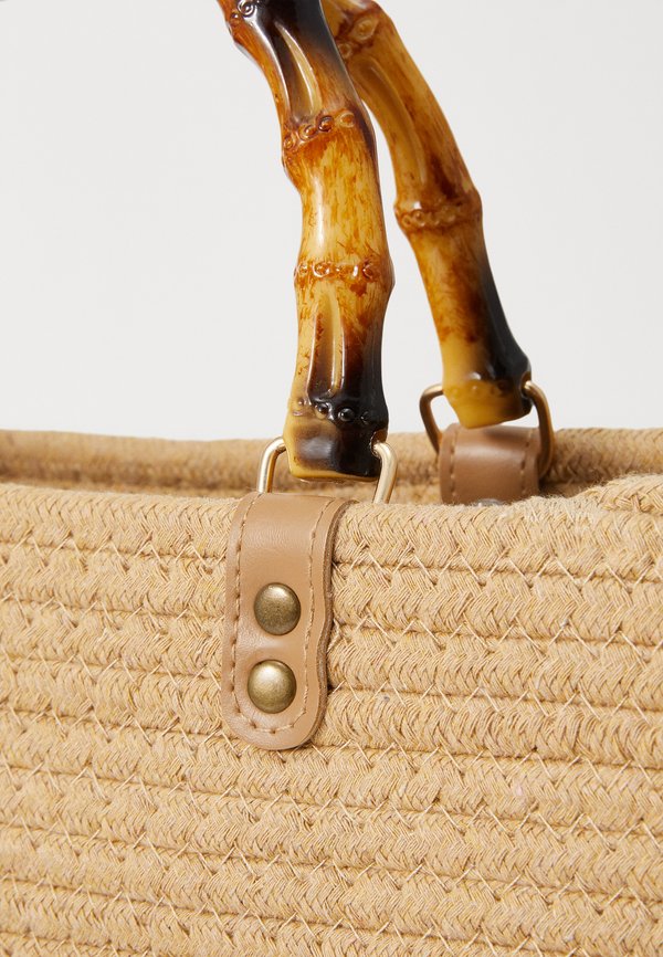 PCLYANNA - Handbag - nature3