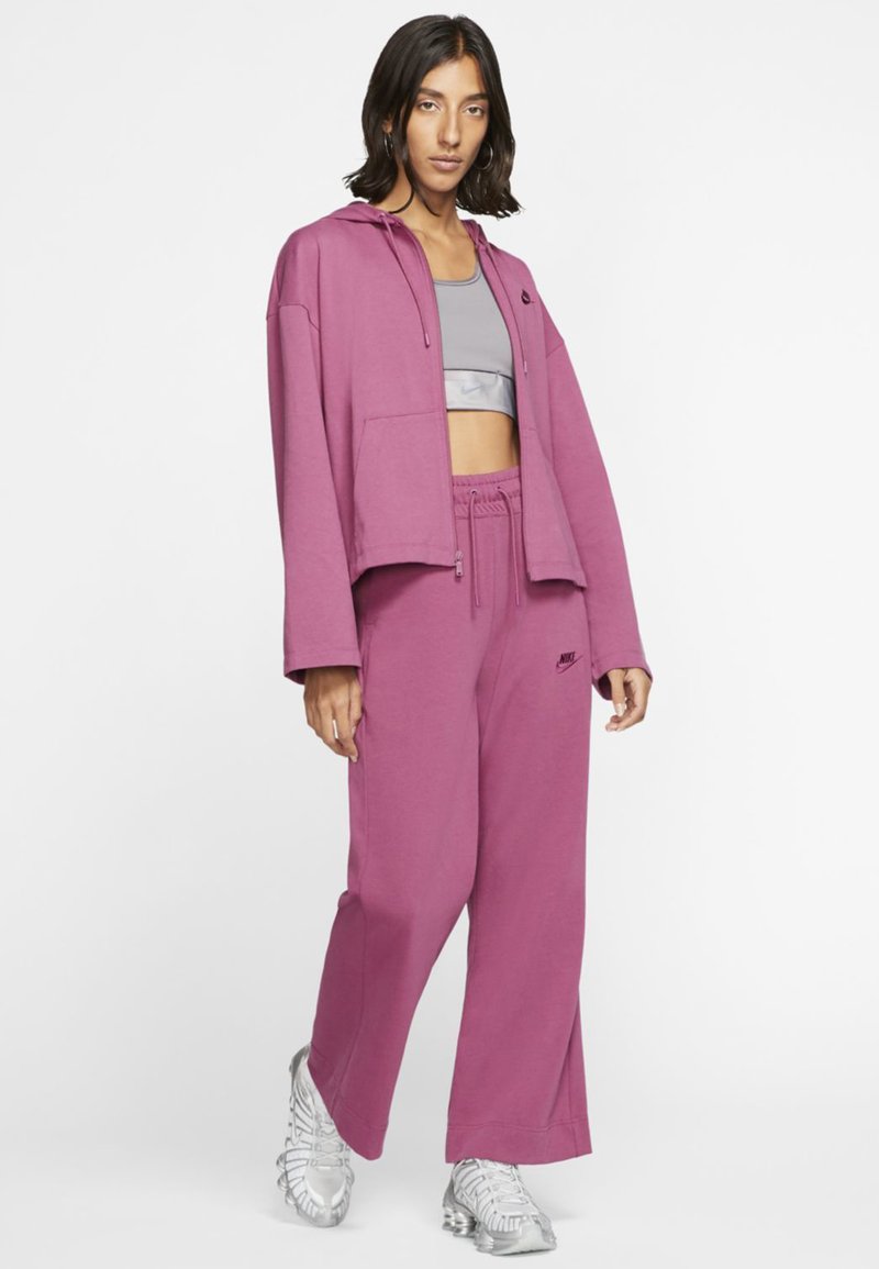 Trasplante pista Asombro Processo di fabbricazione stradale Tipicamente crisantemo completo nike rosa uomo - a3v.it Trasplante pista Asombro Processo di fabbricazione stradale Tipicamente crisantemo completo nike rosa uomo - a3v.it