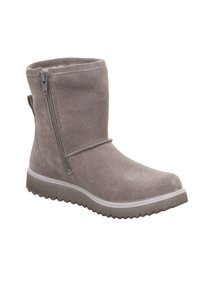 Grijze suede enkelboot met een rits aan de zijkant, ronde neus en een gestructureerde rubberen zool voor grip. Glad binnenvoering voor comfort.