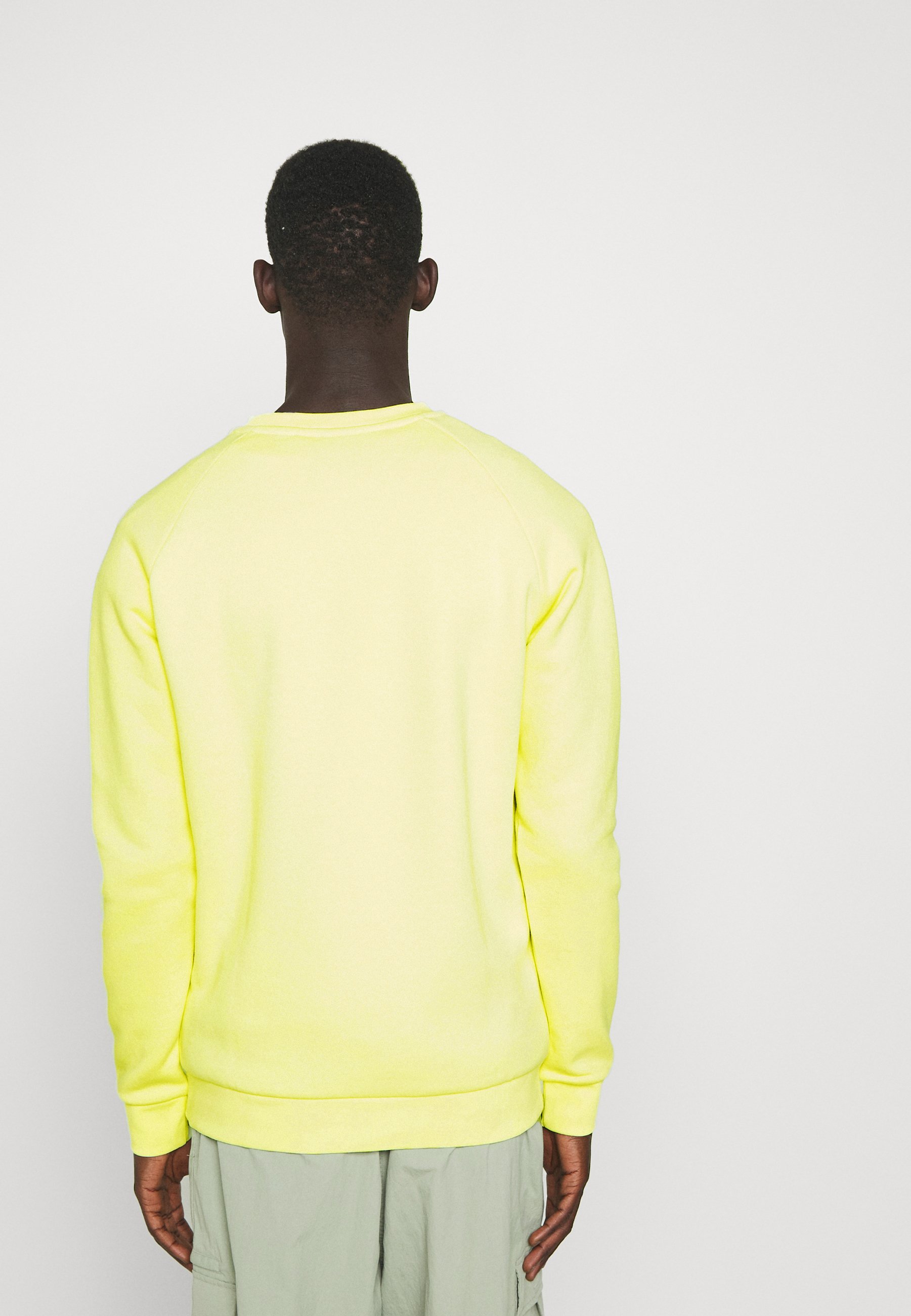 adidas Originals ESSENTIAL CREW 