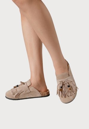 Super Mode, SABOTS FRANGES - Mules - taupe