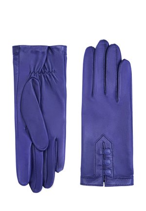 Gants en cuir violet avec une texture lisse, détail aux poignets froncés et accents à trois boutons près du poignet. Conception classique avec cinq doigts.