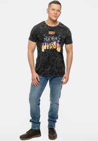 Paradiso Clothing KISS DESTROYER SNOW WASH - Print T-shirt - black