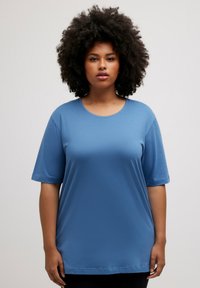 Ulla Popken PLUS SIZE SHORT SLEEVE TEE  - T-shirt basic - denimblau