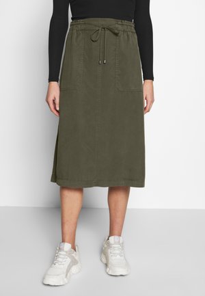 Gonna a campana - dark green