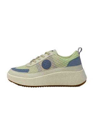 Zapatilla con cordones de una parte superior texturizada en verde claro y crema, acentos en azul, suela elevada acanalada y un emblema circular en el lateral.