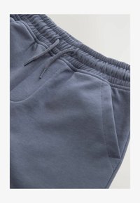Unselected, dark purple